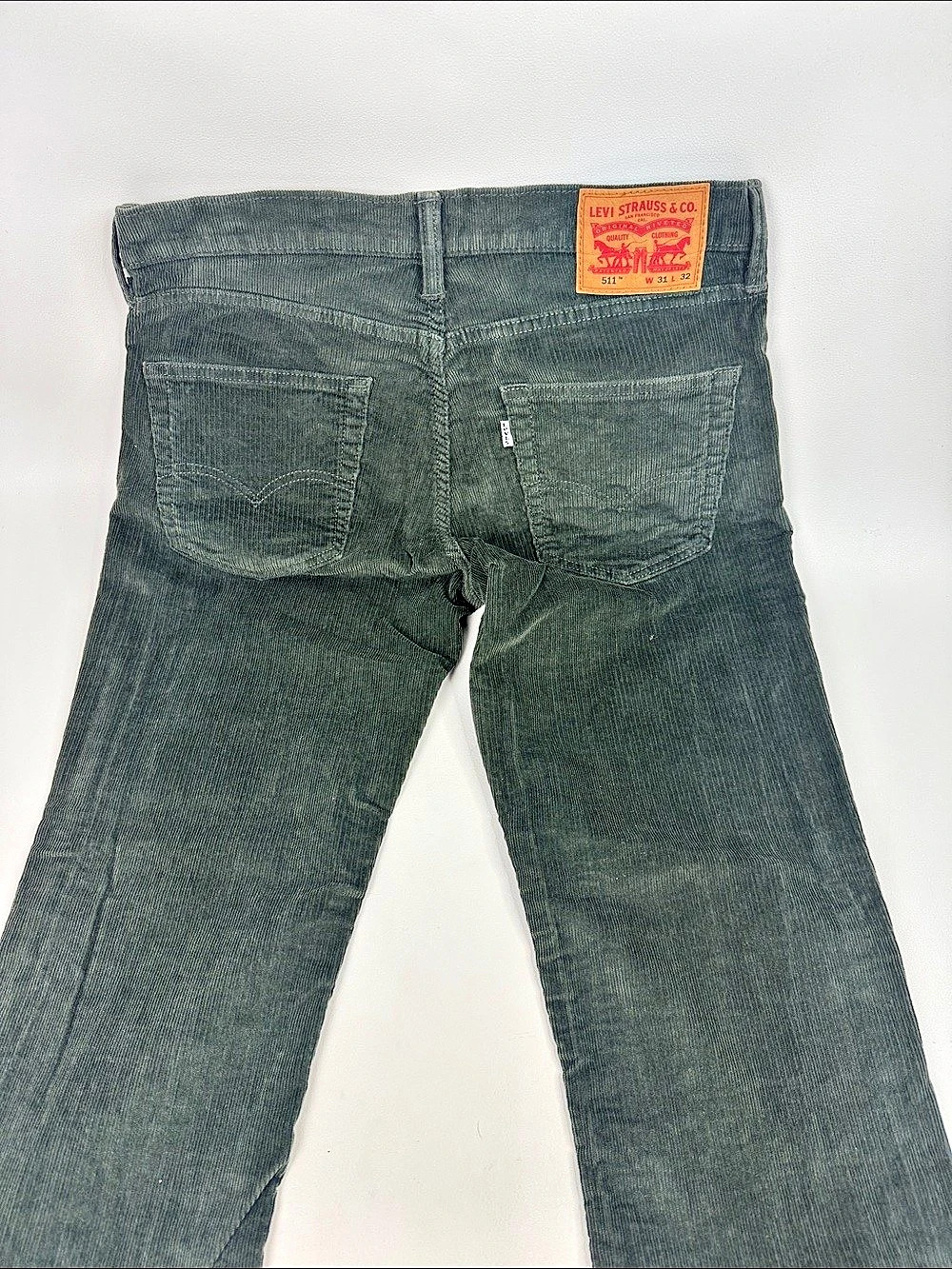 Levi's 511 Men's Green Corduroy Straight Jeans pants Waist 31/32 - Picture 5 of 13
